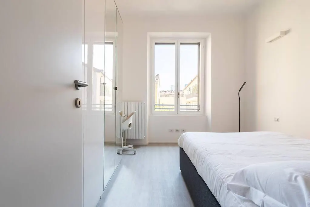 Bramante24 Trilocale In Sarpi Apartment Milan