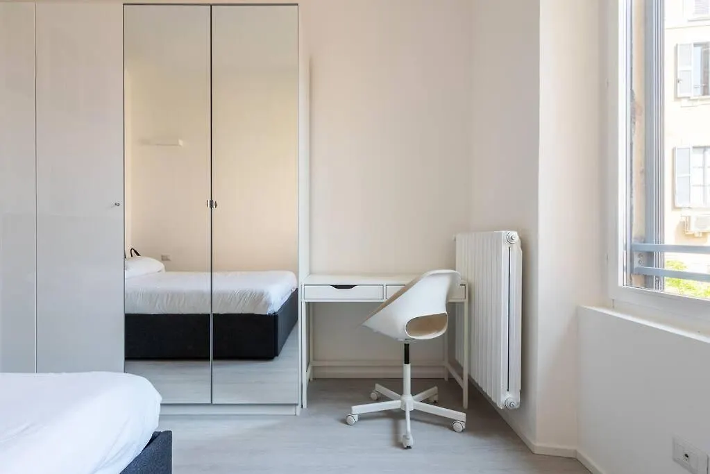 Bramante24 Trilocale In Sarpi Apartment Milan